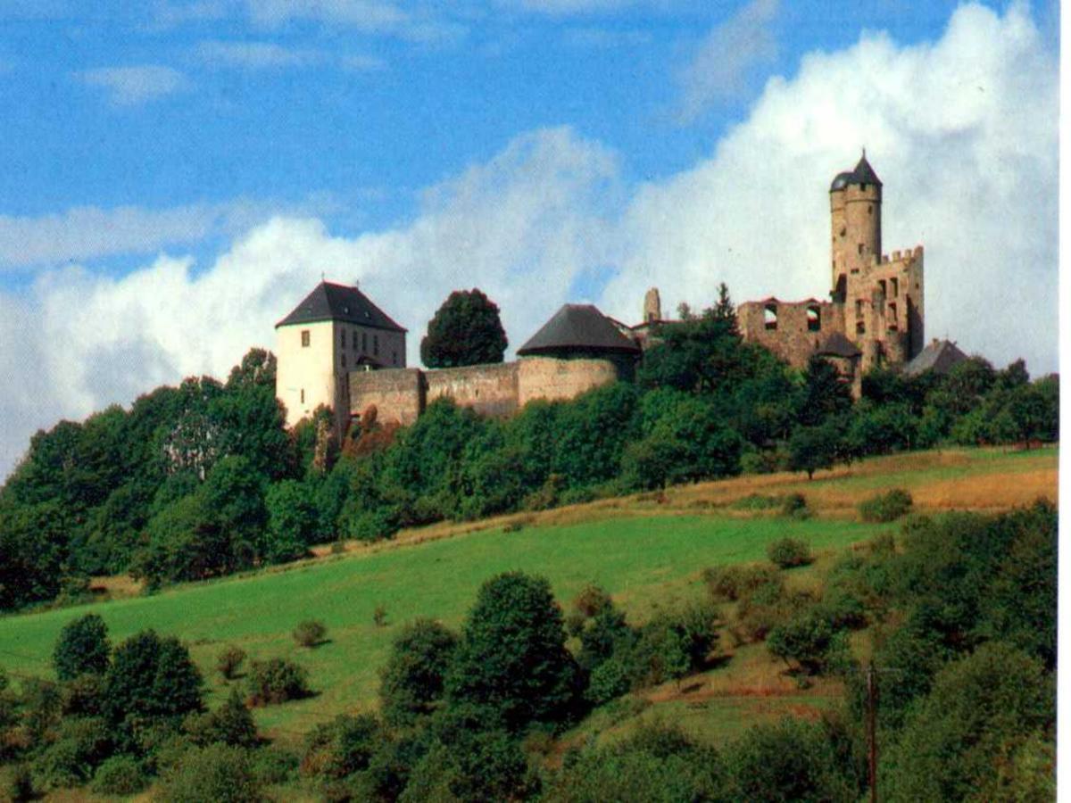 Hôtel Gast- Und Gastehaus Simon à Greifenstein Extérieur photo