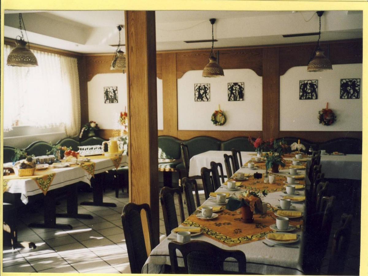 Hôtel Gast- Und Gastehaus Simon à Greifenstein Extérieur photo