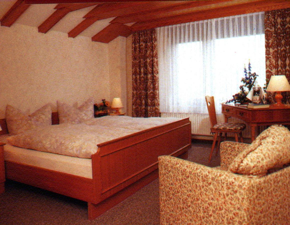 Hôtel Gast- Und Gastehaus Simon à Greifenstein Chambre photo