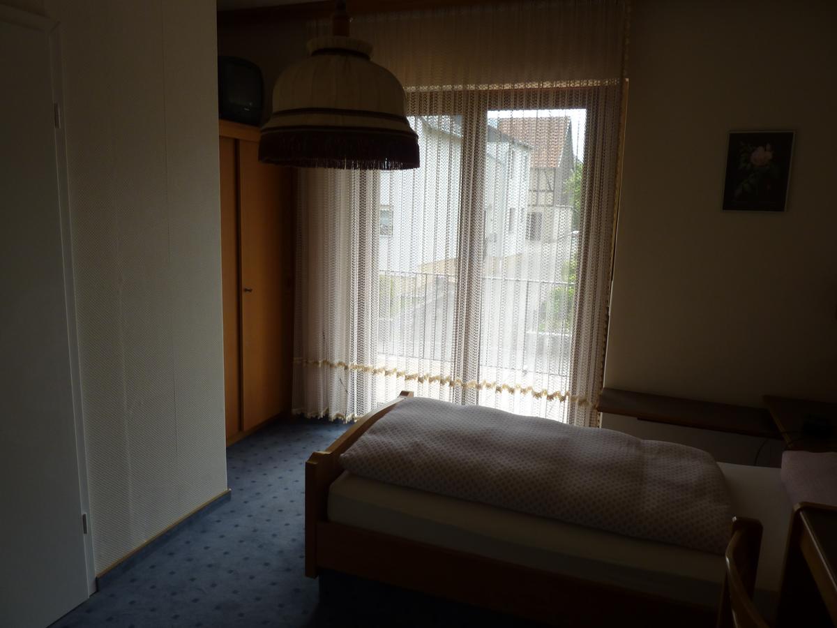 Hôtel Gast- Und Gastehaus Simon à Greifenstein Chambre photo