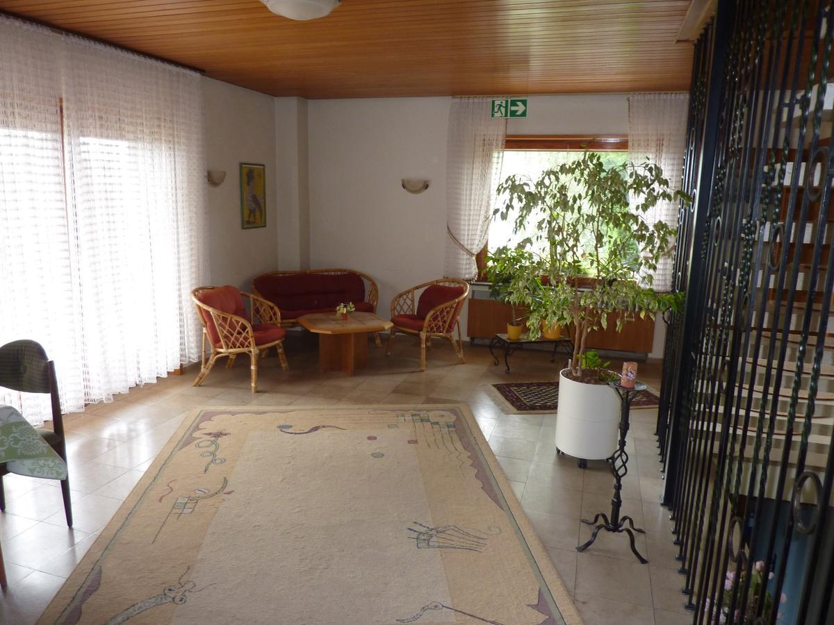 Hôtel Gast- Und Gastehaus Simon à Greifenstein Extérieur photo